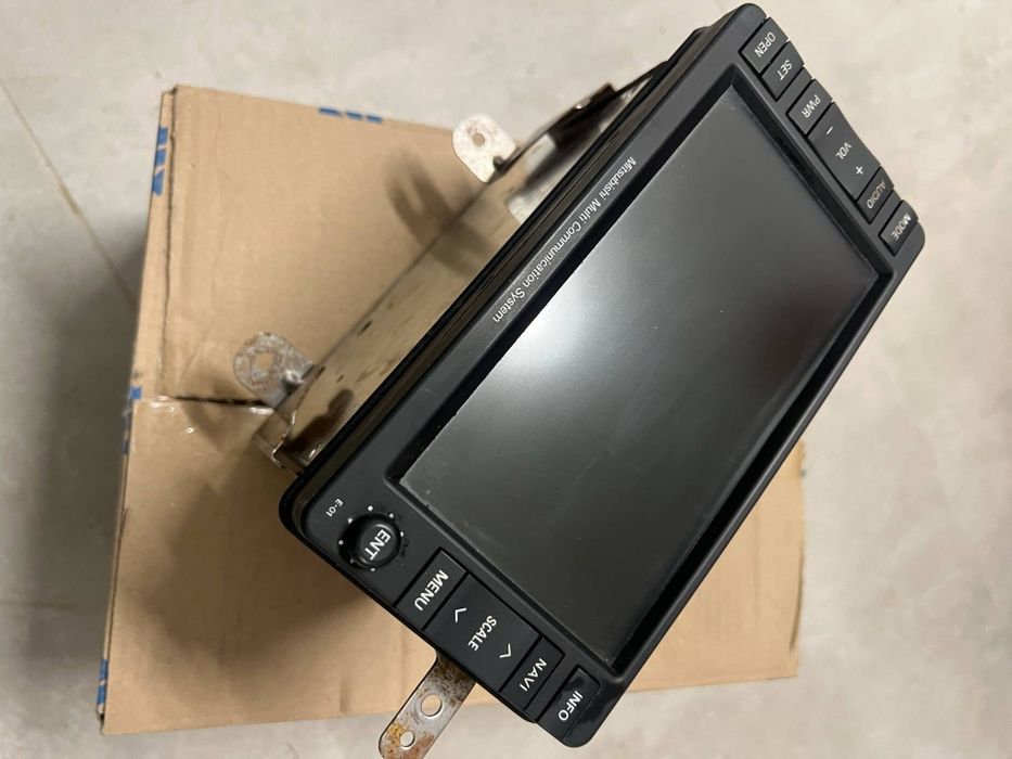 Radio CD DVD Mitsubishi Outlander stan igła