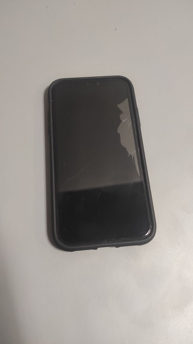 iPhone 11(64Gb)(Neverlock)