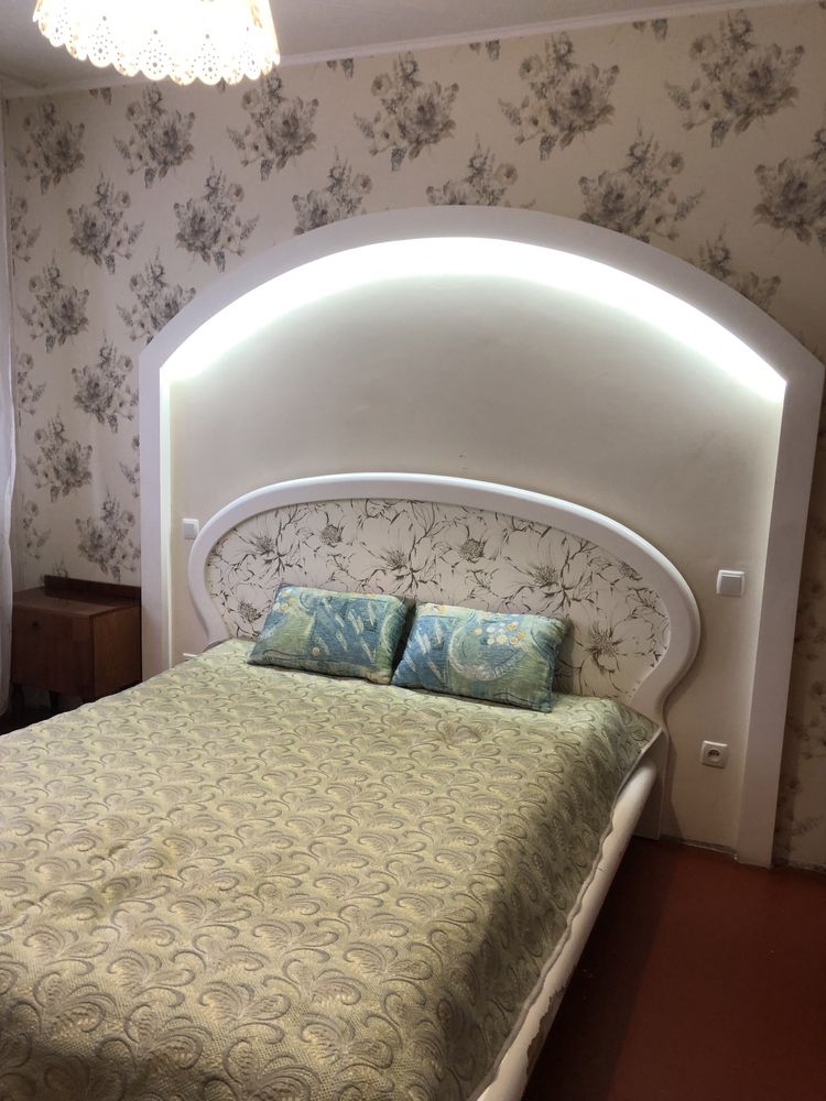 Центр , чудова 3 кім квартира