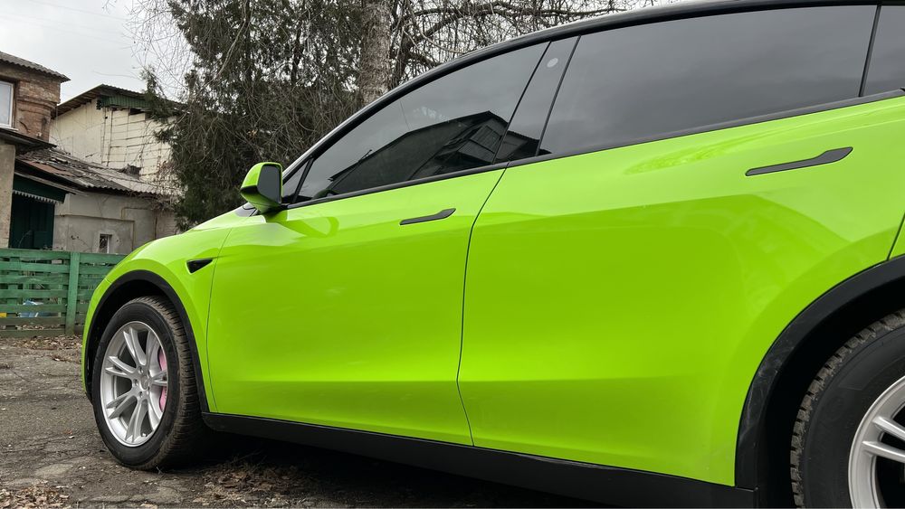 Продам Tesla Model Y 2023