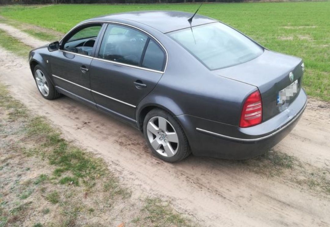 Skoda Superb 1 kod 9152 silnik 2.5 V6 cała na części
