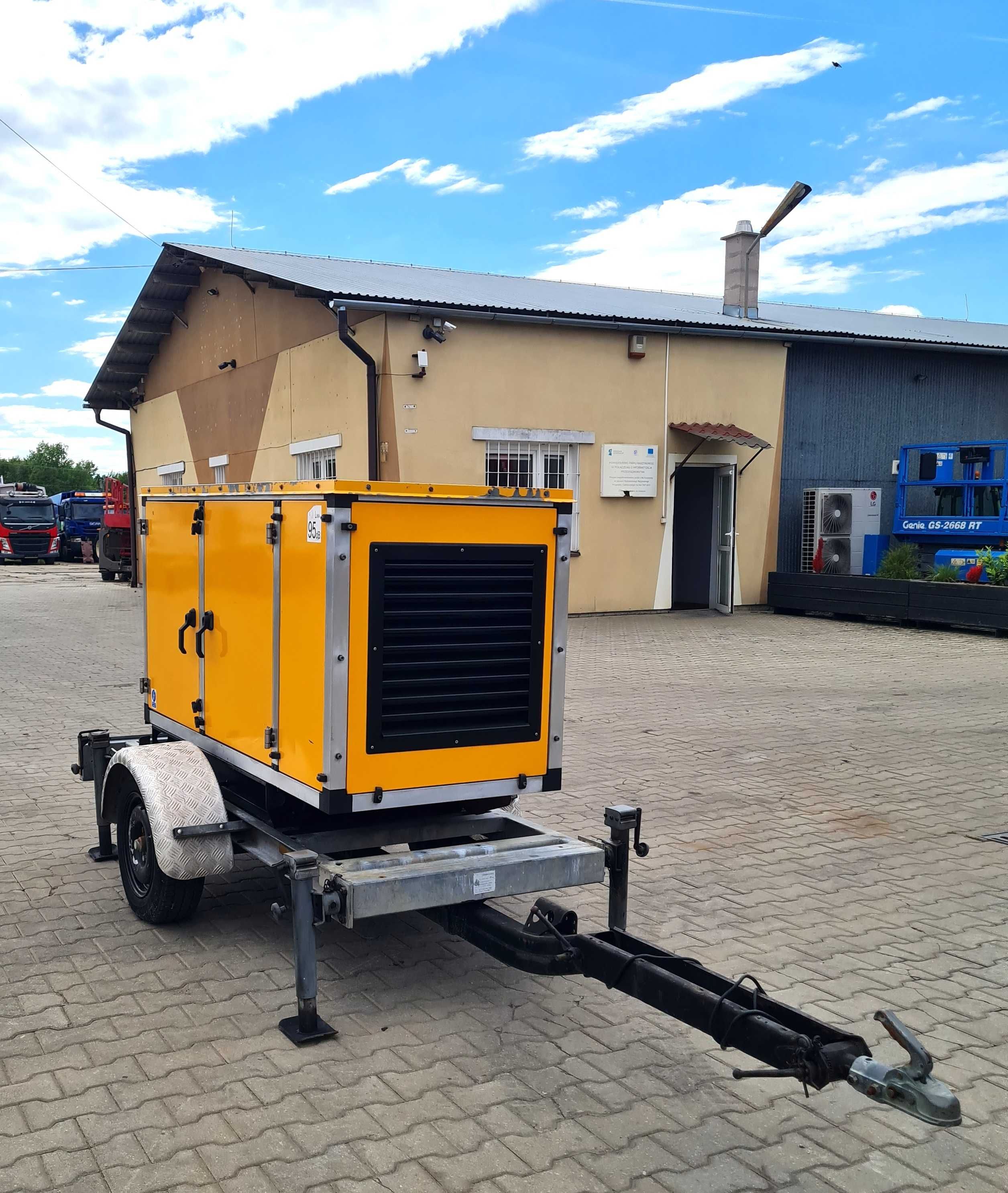 Agregat prądotwórczy SMG 30TE-LS-2, 30 kVA,24 kW, 230/400V