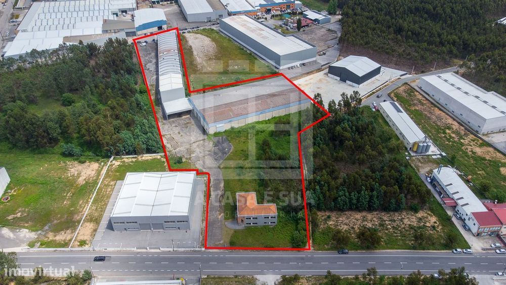 Conjunto de 3 Armazéns com Escritórios – Aguada de Cima, Águeda