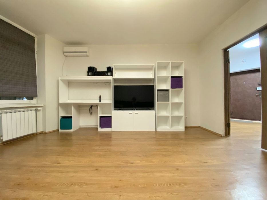 Науки 80а, 3 кімнатна роздільна, монолітний будинок