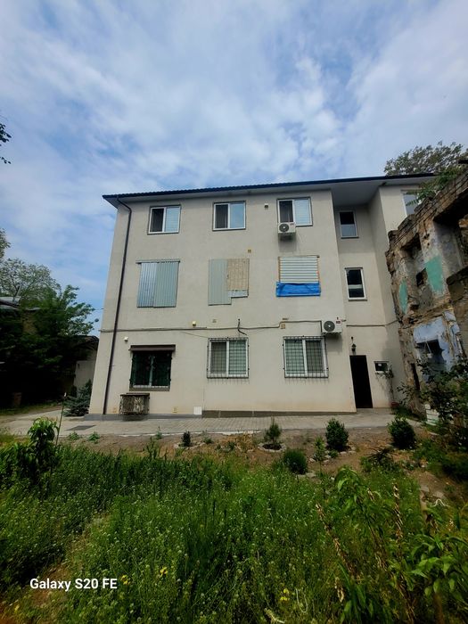 Продам 2-х комн.кв. новый дом , центр 78м2