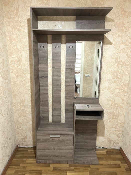 Прихожая отличное состояние