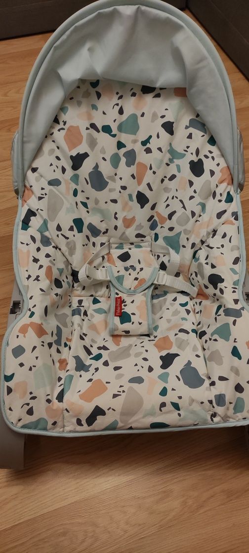 Кресло качалка Fisher-Price Deluxe Infant-to-Toddler Rocker Seat Paci