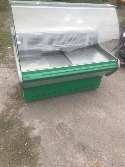Продам холодильні вітрини б/у
