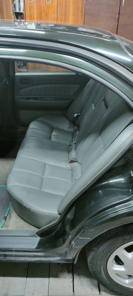 Nissan Maxima 2.0