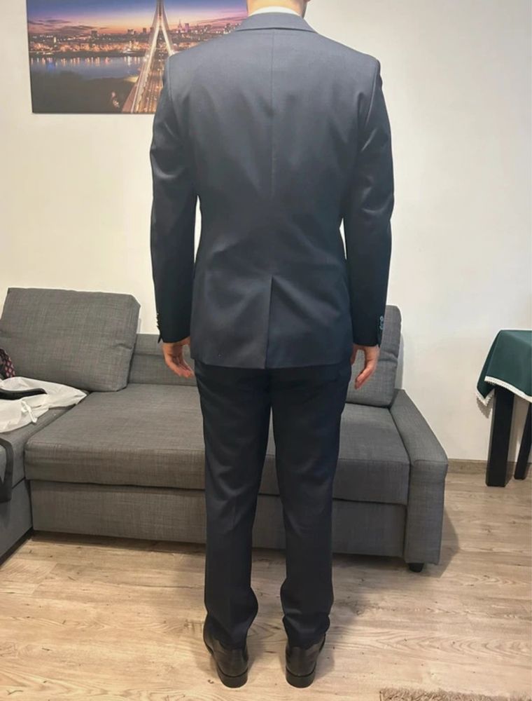 Granatowy garnitur BYTOM rozm. W182/100/88 (M)