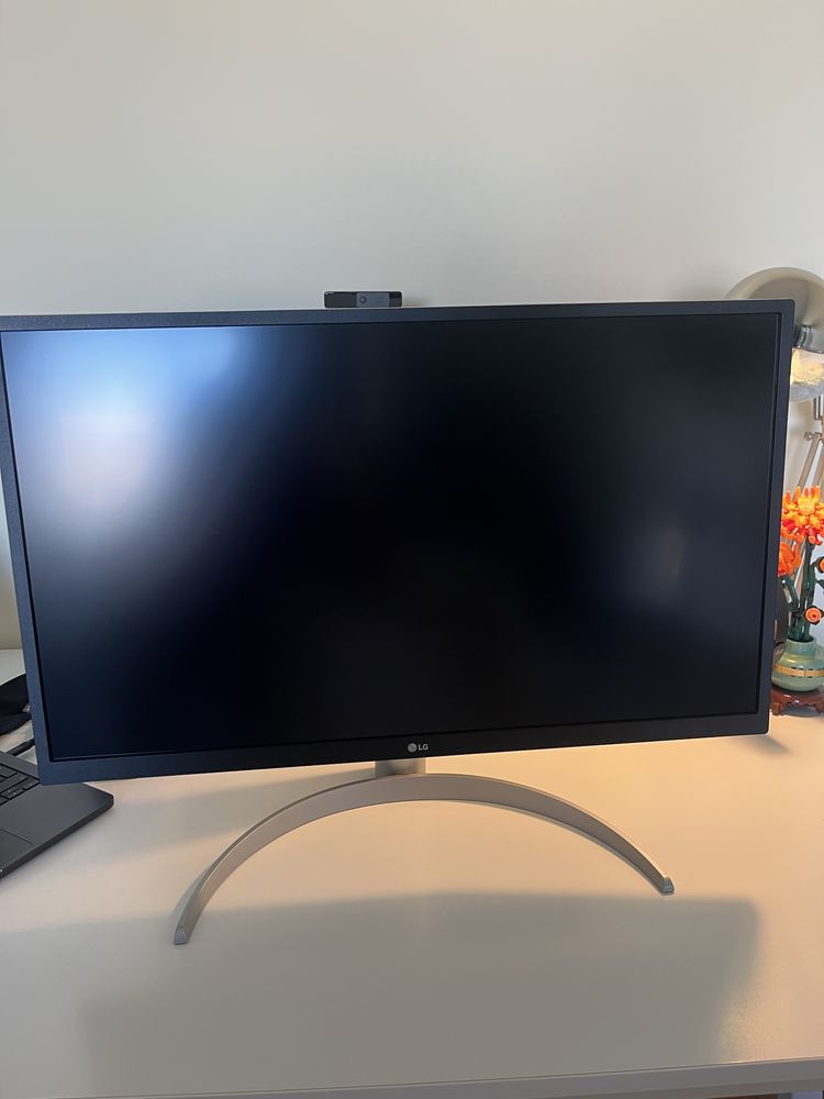 Monitor LG 27" 27UP550N-W IPS 4K UHD 16:9 60Hz FreeSync