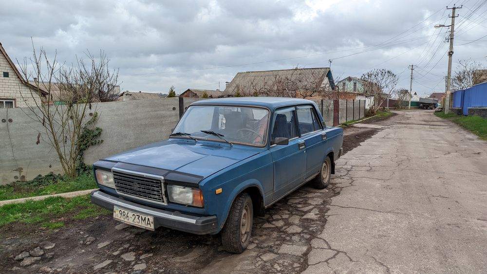 Продам ВАЗ - 2107. 2003 року випуску.