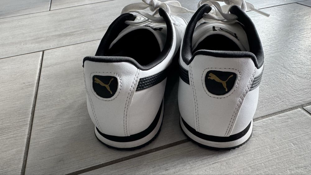 Buty Puma Roma 42,5  (275mm) prawie nowe