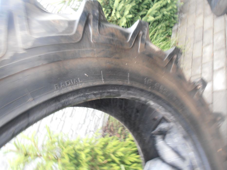 Opona  16,9 R-34