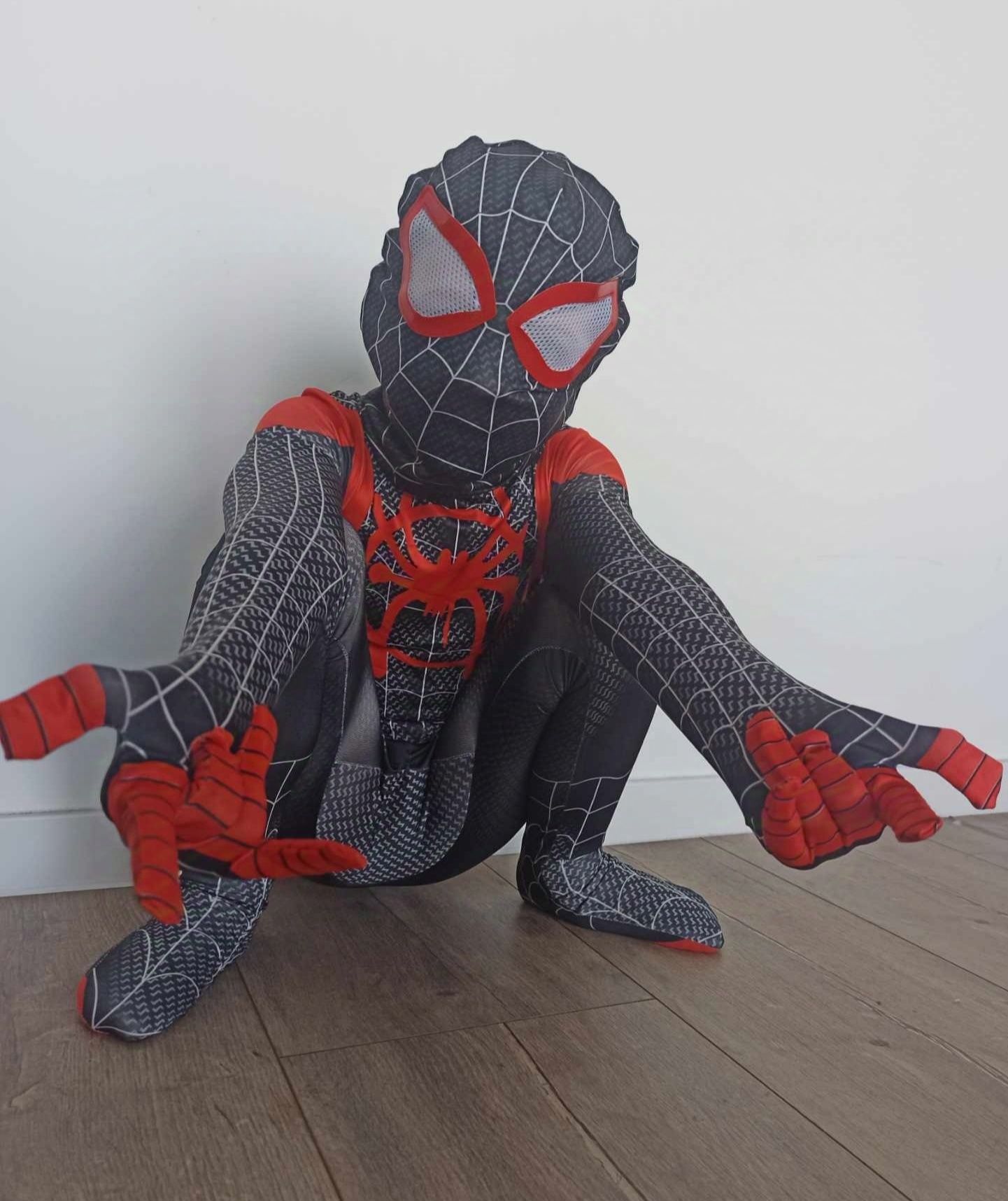 Nowy strój, kostium Spiderman Spin Miles Morales Spidey (Rozm.120)