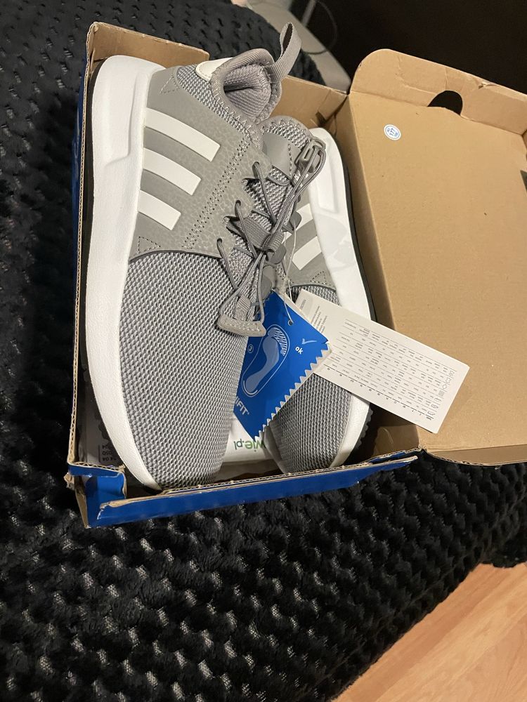 Adidas buty sportowe Nowe 34