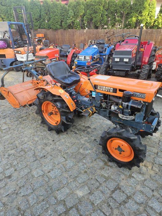 Traktorek kubota B7000 4X4 z glebogryzarką zestaw japoński ładny iseki
