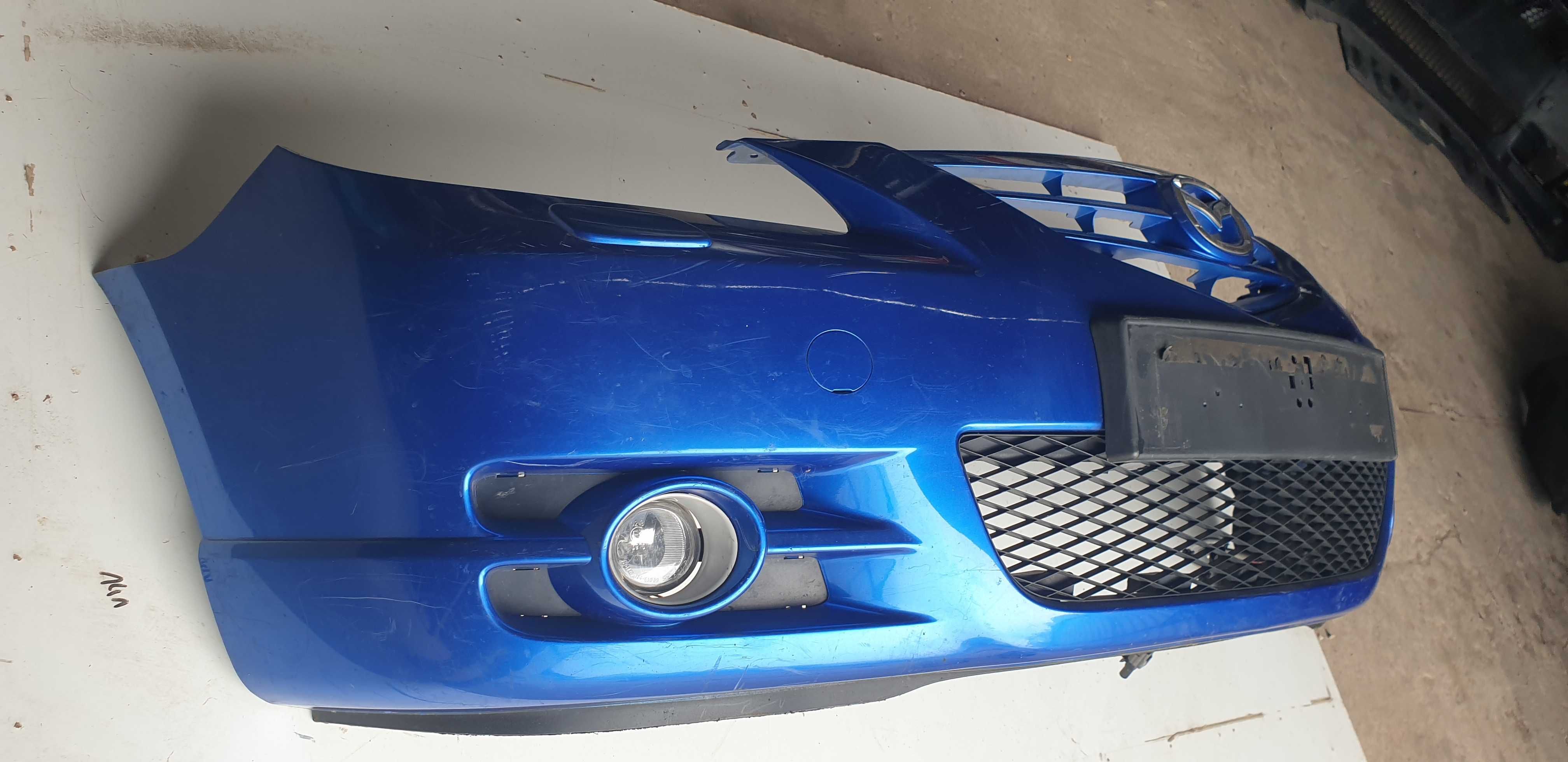 [113] Zderzak przedni Mazda 3 Sport 03-06r.