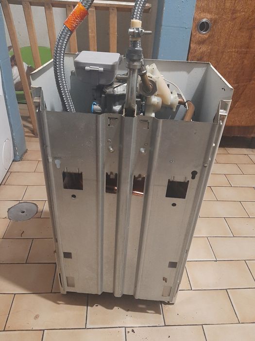 Vendo esquentador zeus de gas de bilha