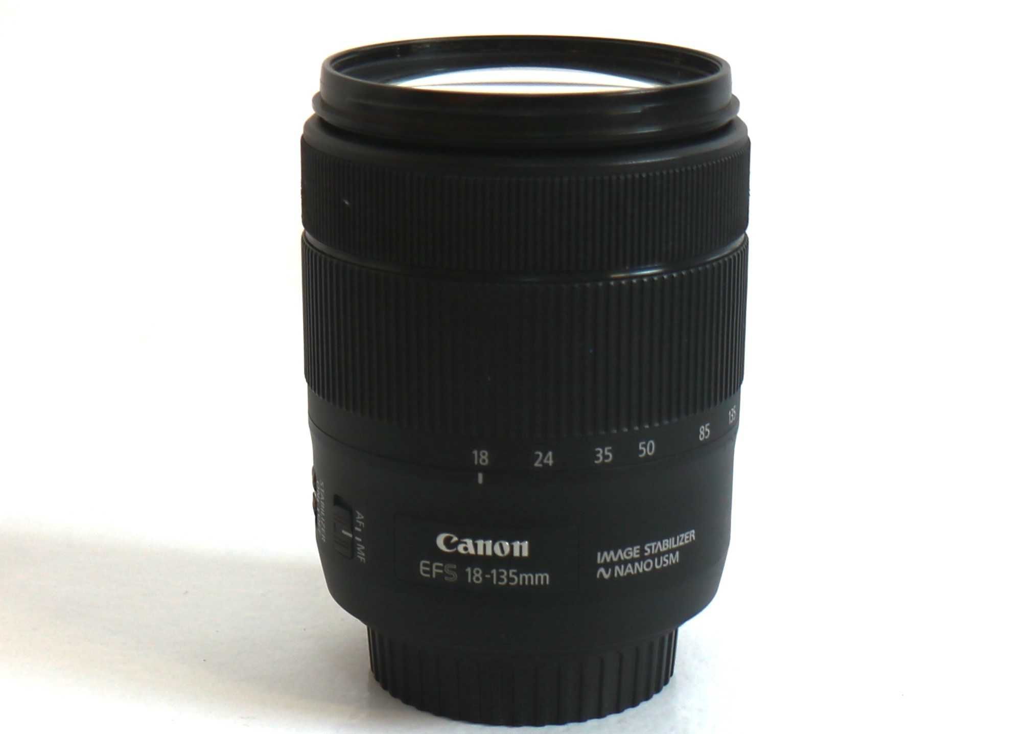 Lente Canon EF-S 18-135mm NANO IS SEM FOCO