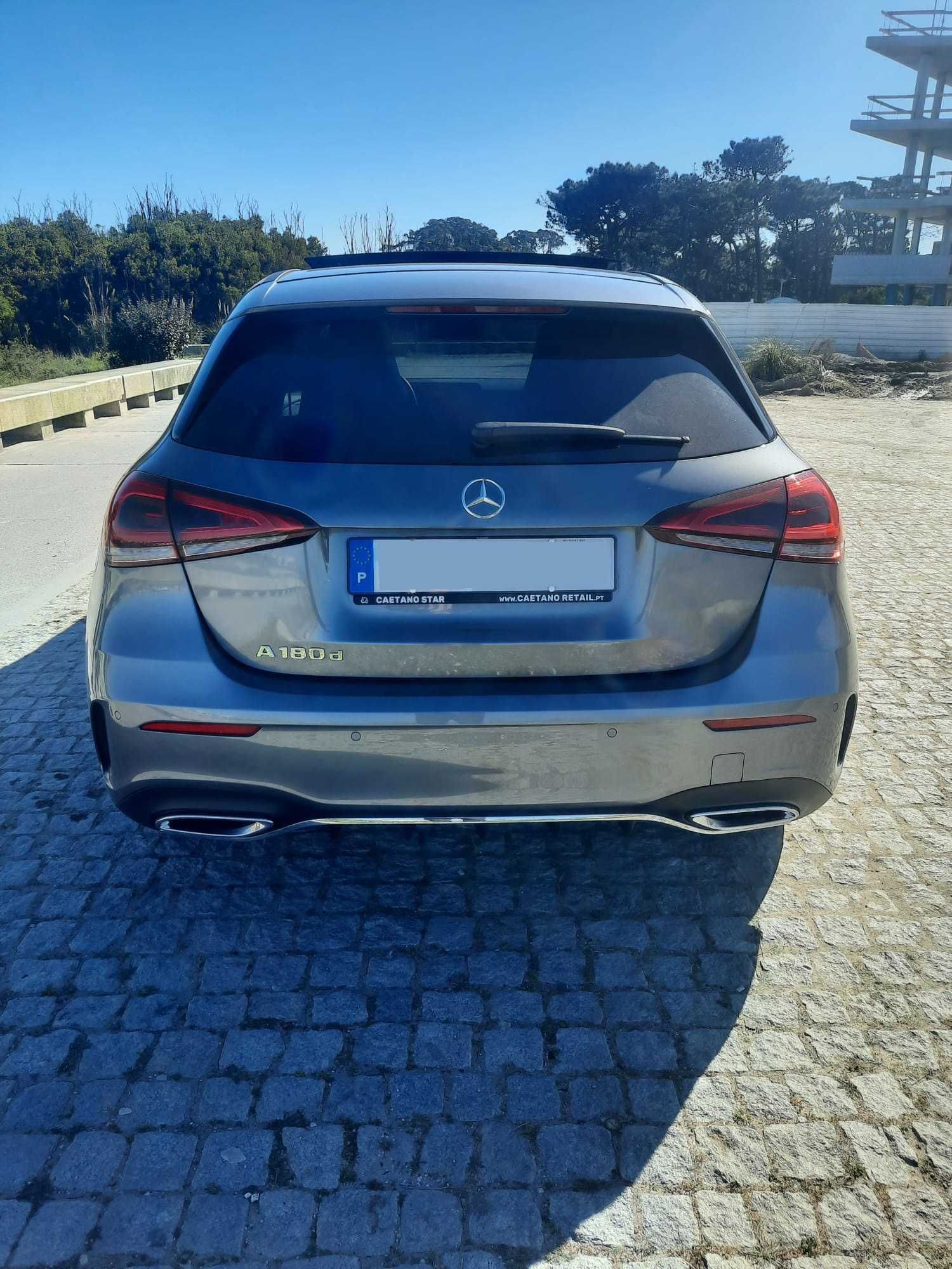 Mercedes-Benz class A 180d AMG Line (Automático)