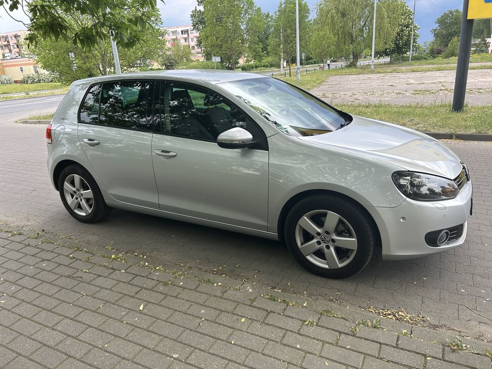 Volkswagen Golf VI