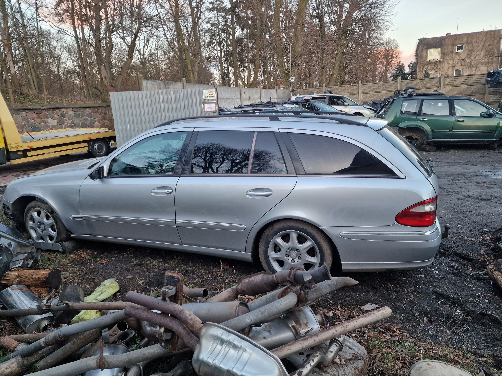 Mercedes W211 3.2 CDI kombi automat  samochód  na czesci lak 744