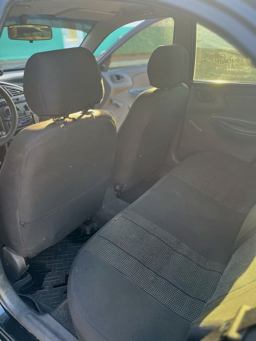 Daewoo Заз Сенс 1,3 сімейний автомобіль