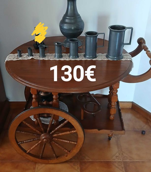Móveis em madeira maciça