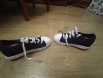 Trampki na rolkach Heelys