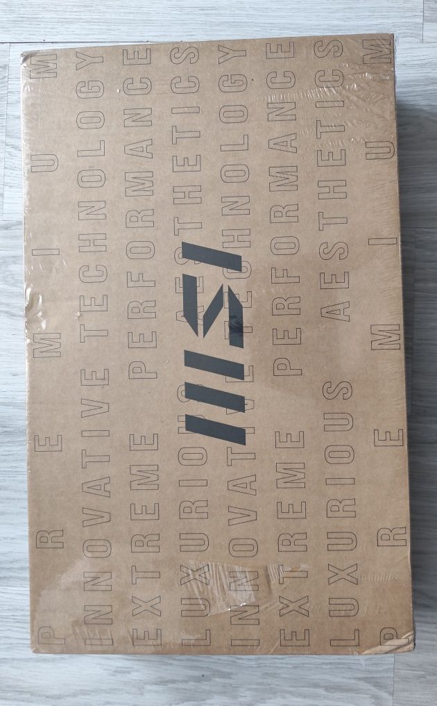Laptop MSI Katana 17 HX B14WGK-041 (Intel Core i9-14900HX, RTX 5070,
