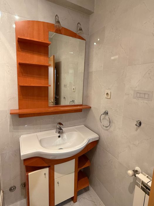 Móvel WC com lavatório + espelho + torneira