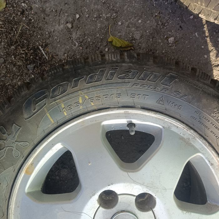 Оригінальні титанові диски /OPEL 5*110/ з резиною.