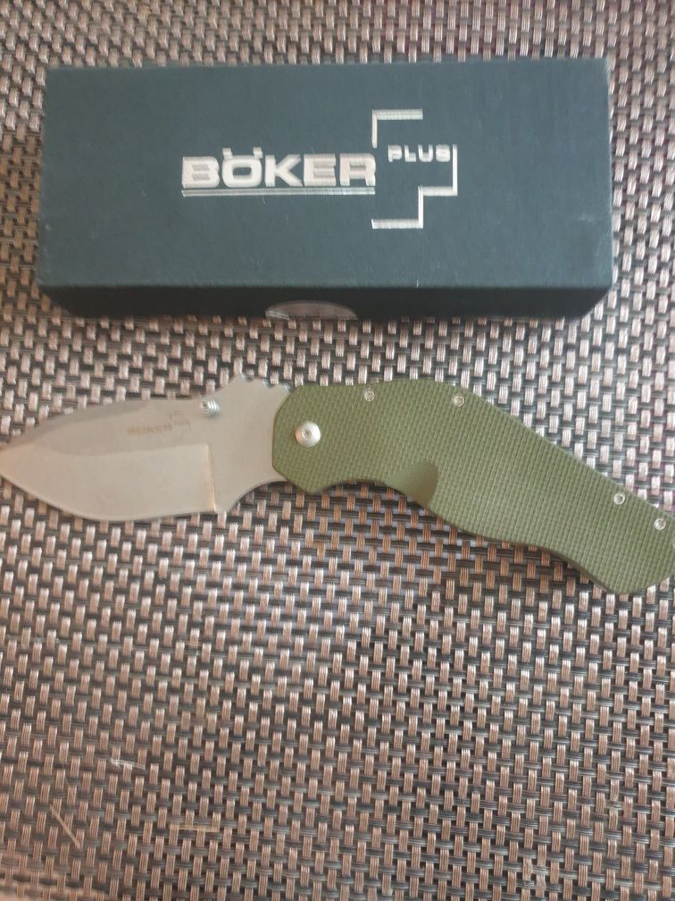 Noż Boker Plus  Dark Hollow