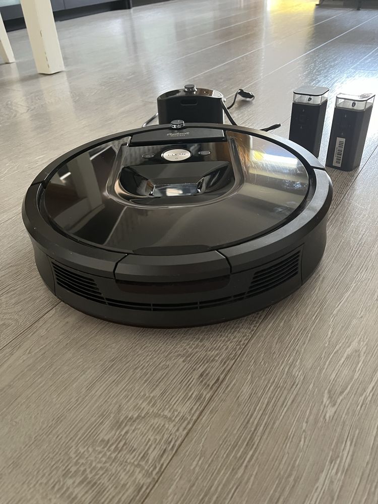 Robot sprzątający IRobot Roomba