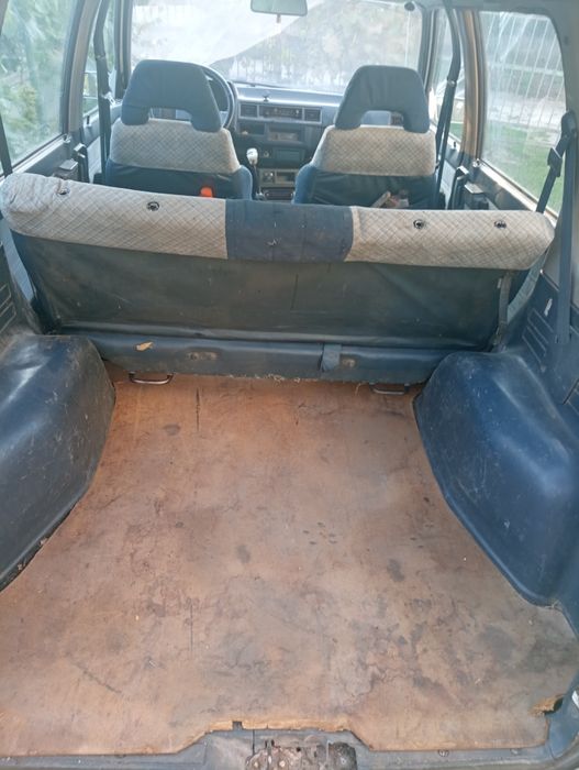 Nisan Preria 1.8
