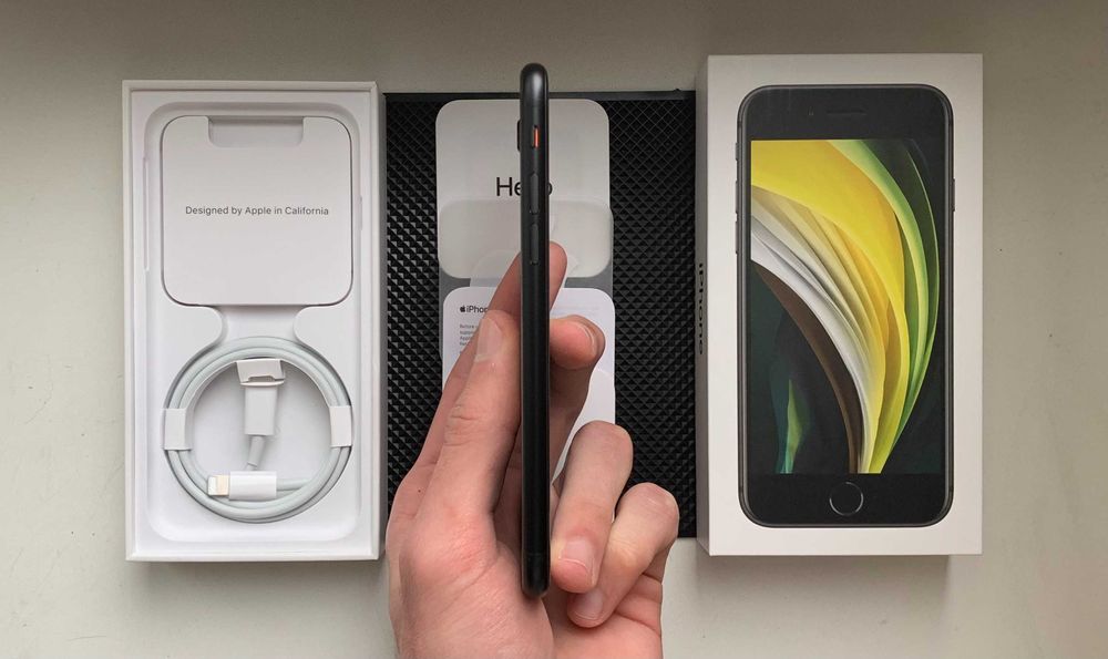 iPhone SE 2020 - 256 гб - НОВЫЙ - 100% АКБ - NEVERLOCK - BLACK