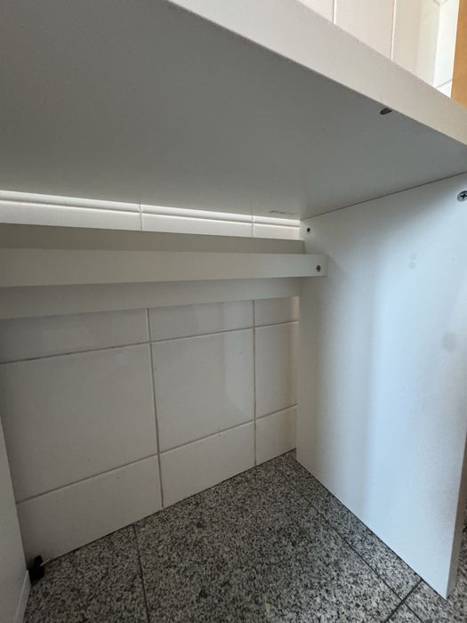 Secretaria Ikea com 2 portas kallax