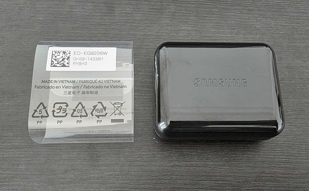 Headset Samsung EO-EG920BW Branco