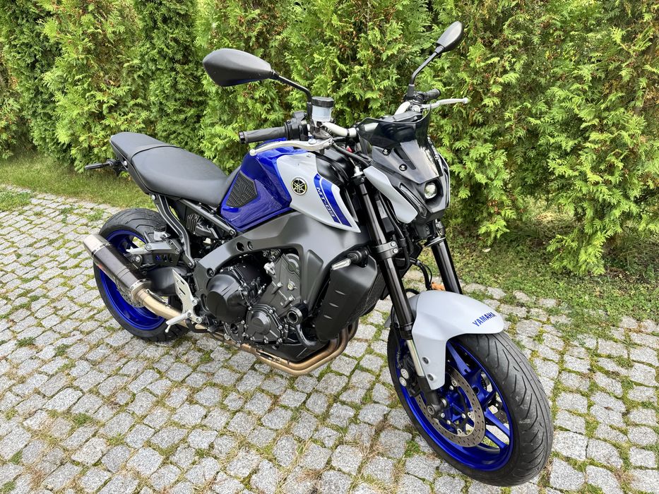 YAMAHA MT-09 MT09 full akrapovic  niski przebieg 3x kluczyk ksiazka