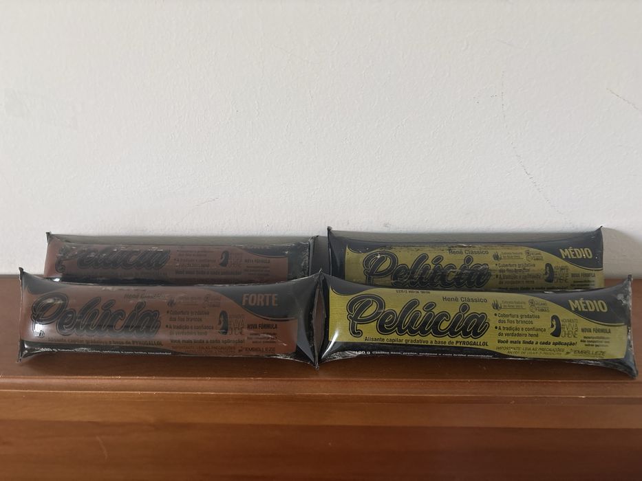 Hene Pelucia fourte ou medio direro do Brasil