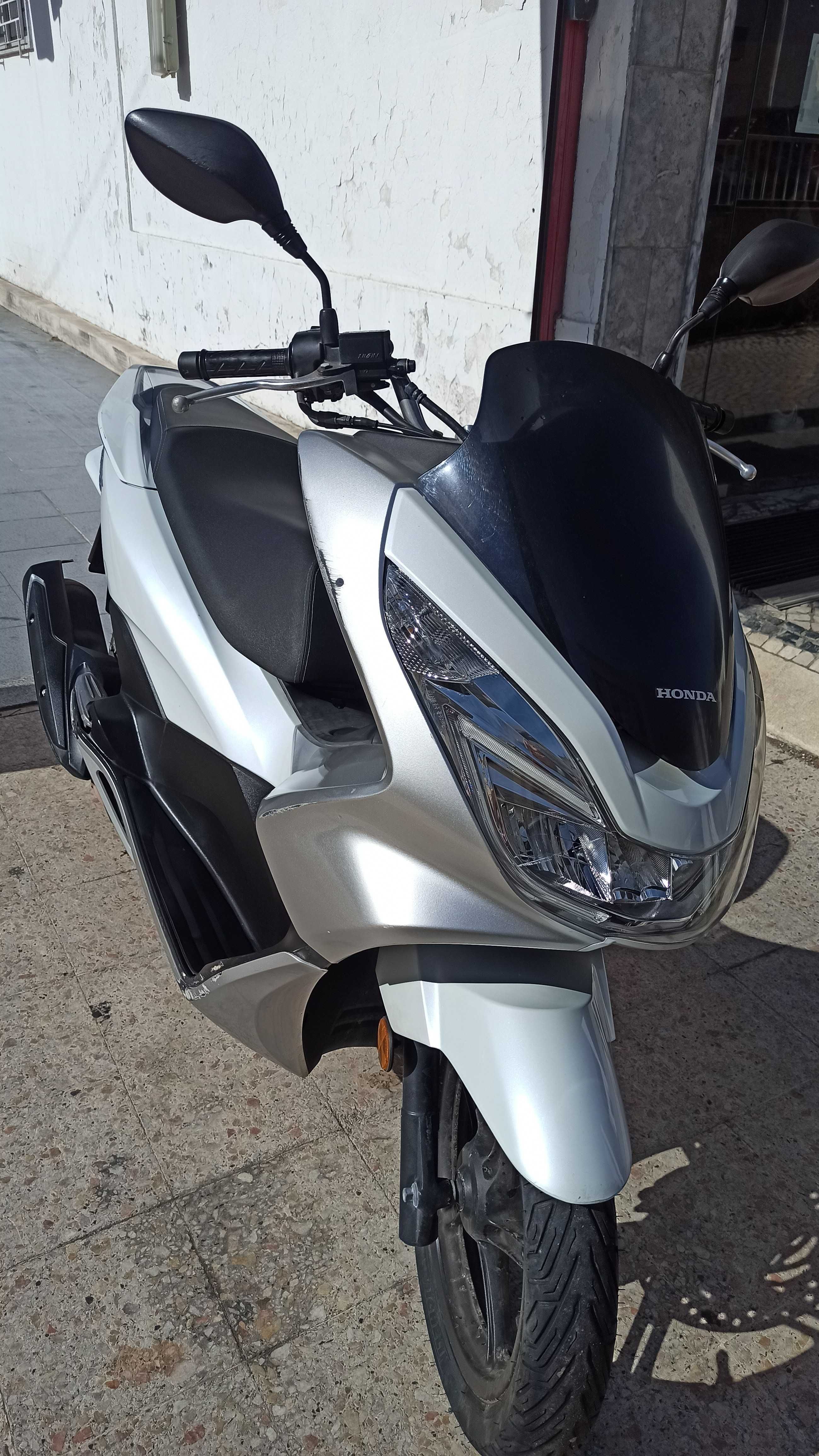 PCX 2017 Muito Estimada