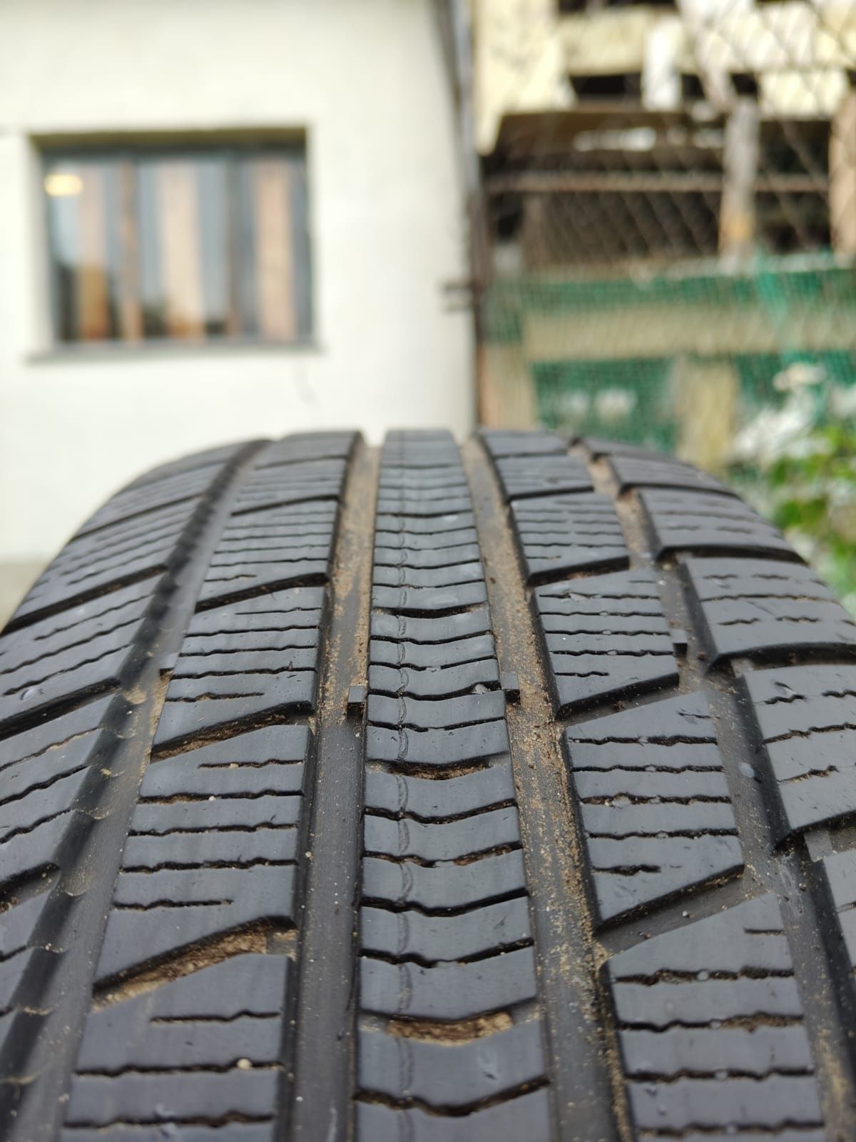 2 opony zimowe Radar Dimax, 215/70 R16, H100
