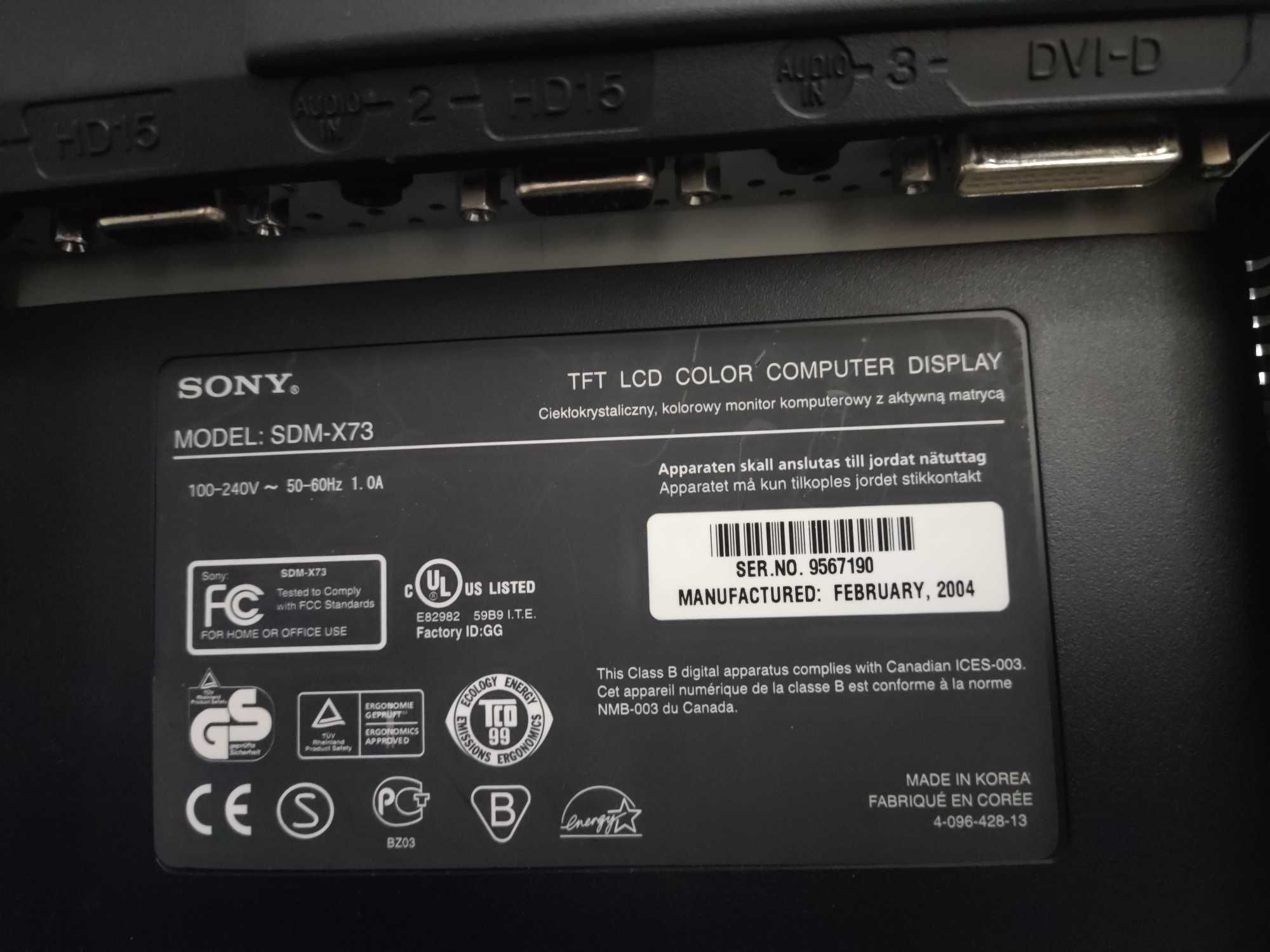 Monitor Sony SDM-X73 17" – Clássico e Funcional