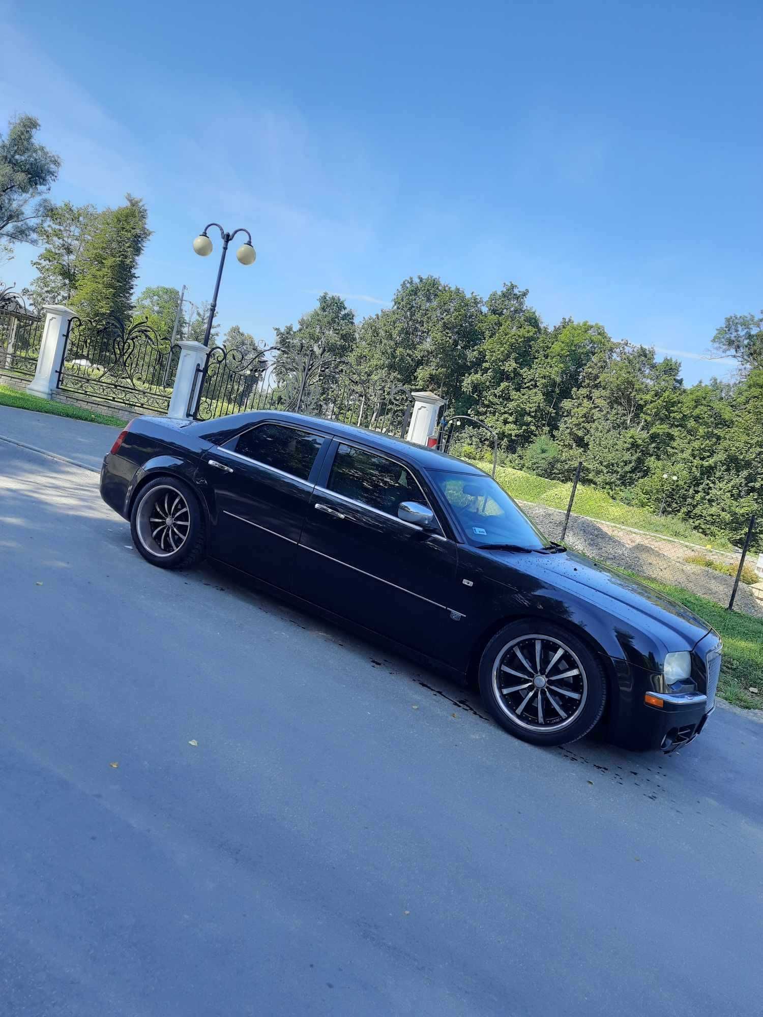 Chrysler 300C 3.0crd, pełna opcja wyposażenia