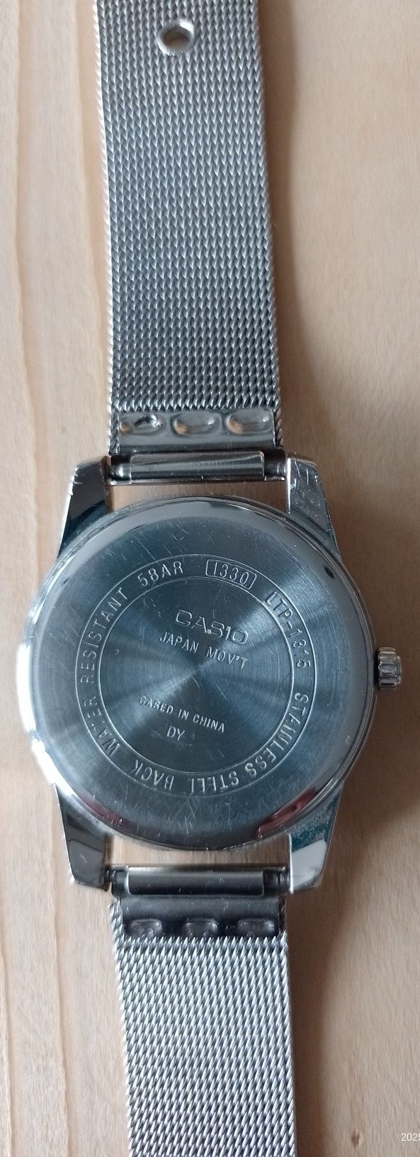 Zegarek damski Casio kolor srebrny pudrowy róż