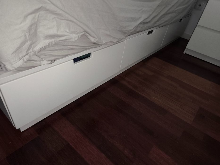 Cama Ikea Nordli + cabeceira de parede 160x200