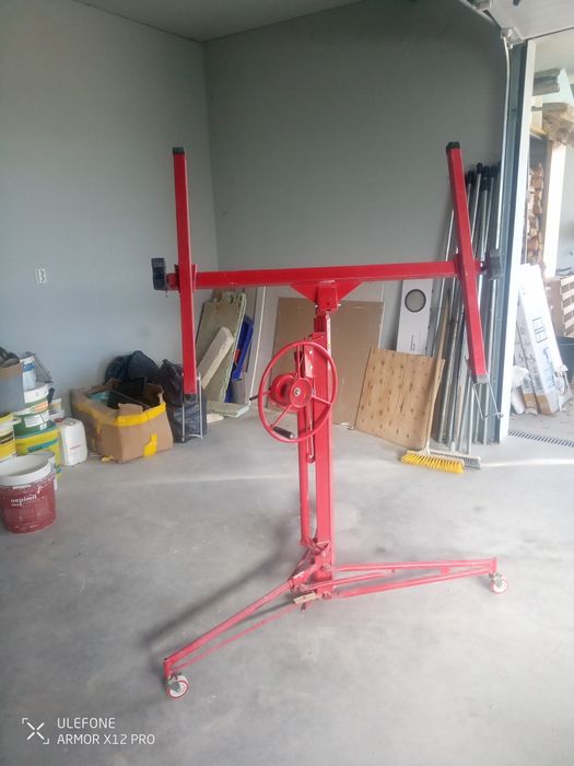 Elevador para pladur