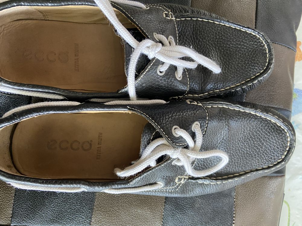 Продам мокасины ecco