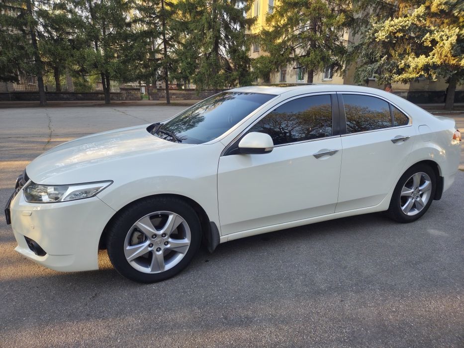 Honda accord  EXECUTIVE.